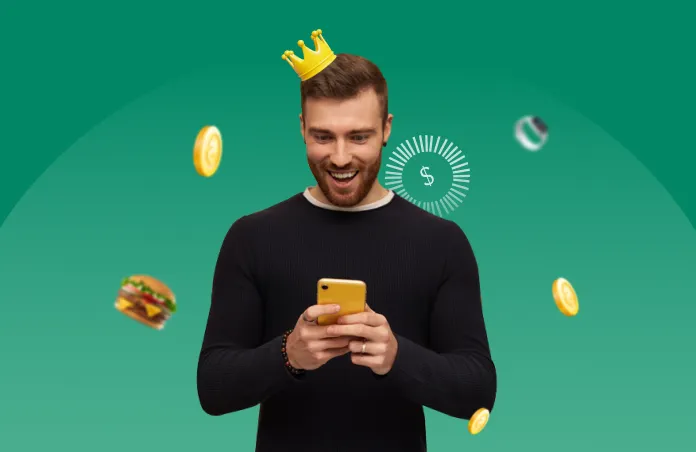 Cliente viendo todas las promociones desde su celular