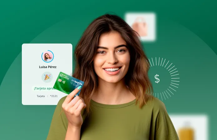 Persona solicitando su tarjeta adicional de Banco LAFISE