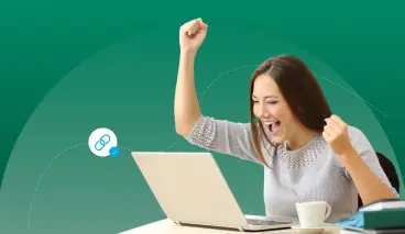 Mujer emprendedora enviando Link de Pago LAFISE